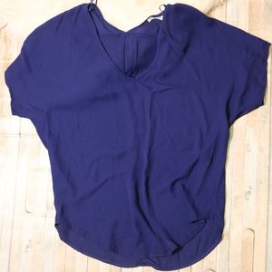 OVERSIZED BLUE BLOUSE